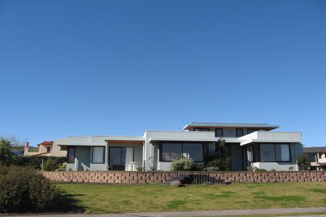 Photo of property in 7 Hikanui Place, Havelock North, 4130