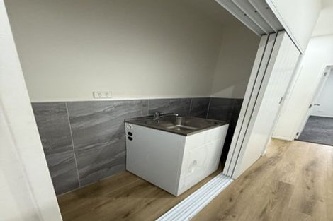 Photo of property in 152 Triangle Road, Massey, Auckland, 0614