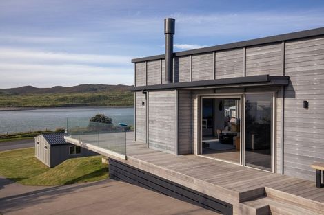 Photo of property in 115 Riria Kereopa Memorial Drive, Raglan, 3297