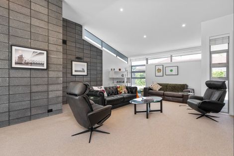 Photo of property in 12a Nosworthy Street, Blenheim, 7201