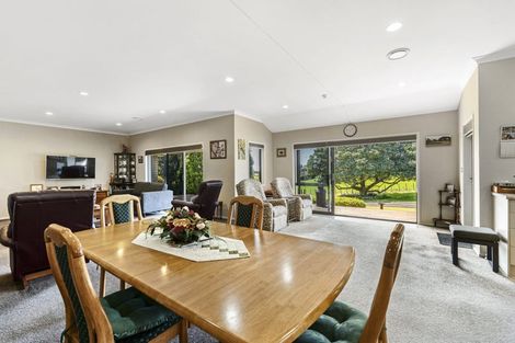 Photo of property in 869 Carrington Road, Hurworth, New Plymouth, 4371