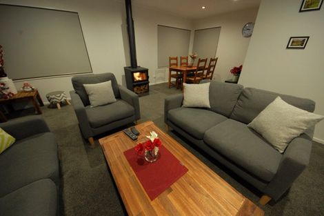 Photo of property in 8b Watts Road, Fernhill, Queenstown, 9300