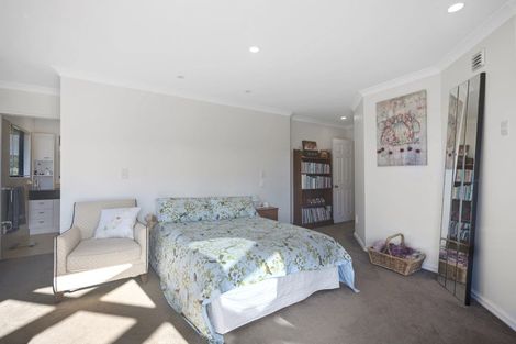 Photo of property in 384 Pine Valley Road, Dairy Flat, Silverdale, 0992