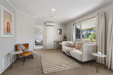 Photo of property in 67 Beach Haven Road, Beach Haven, Auckland, 0626