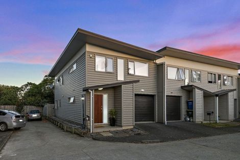 Photo of property in 8/45a Swanson Road, Henderson, Auckland, 0610