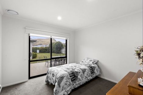 Photo of property in 28 Lochnagar Drive, Lake Hayes, Queenstown, 9304