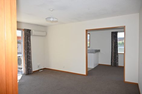 Photo of property in 2/18 Burdale Street, Riccarton, Christchurch, 8011