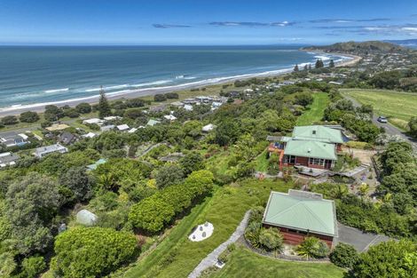 Photo of property in 41 Winifred Street, Okitu, Gisborne, 4010