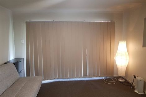 Photo of property in 10 Albemarle Place, Massey, Auckland, 0614