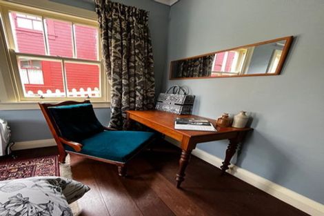 Photo of property in 35 Glenbervie Terrace, Thorndon, Wellington, 6011