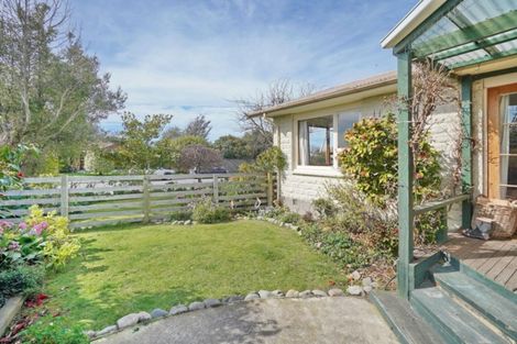 Photo of property in 10 Seadown Crescent, Amberley, 7410