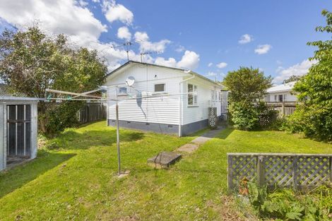 Photo of property in 5 Ruru Crescent, Heretaunga, Upper Hutt, 5018