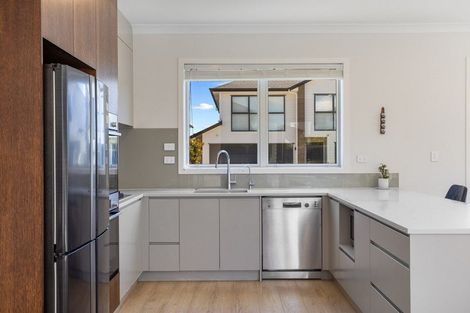 Photo of property in 11 Toanui Road, Hobsonville, Auckland, 0616