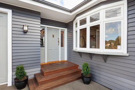 Photo of property in 75 Limbrick Street, Terrace End, Palmerston North, 4410