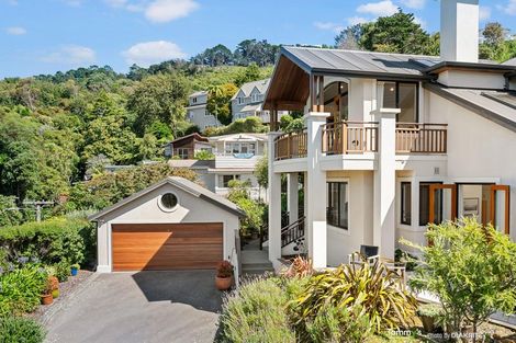 Photo of property in 9a Wadestown Road, Wadestown, Wellington, 6012