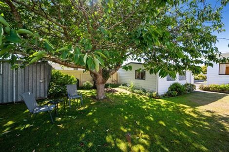 Photo of property in 67 Camberwell Road, Hawera, 4610