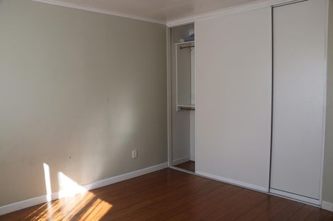 Photo of property in 9 Greers Road, Weymouth, Auckland, 2103