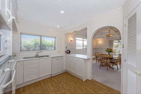 Photo of property in 9b Centreway Road, Orewa, 0931