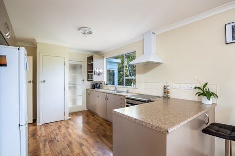 Photo of property in 136a Seaview Road, Westown, New Plymouth, 4310