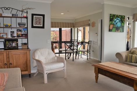 Photo of property in 4 Ian Peter Way, Otaki, 5512