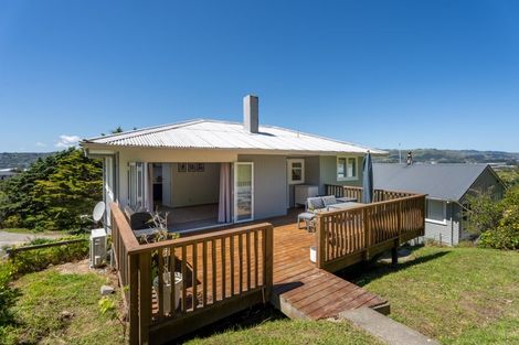 Photo of property in 11 Arene Grove, Titahi Bay, Porirua, 5022