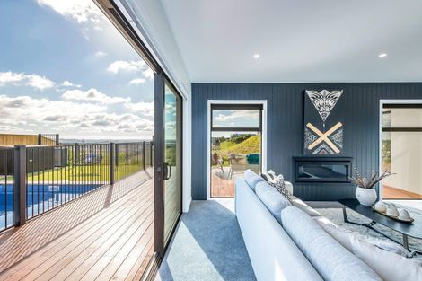 Photo of property in 70 Katania Heights, Brightwater, 7022