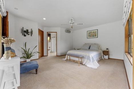 Photo of property in 51 Kingswood Road, Brookfield, Tauranga, 3110