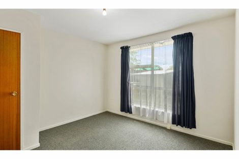 Photo of property in 1/6 Portnall Place, Parklands, Christchurch, 8083