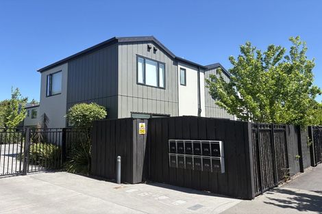 Photo of property in 2/306 Worcester Street, Linwood, Christchurch, 8011