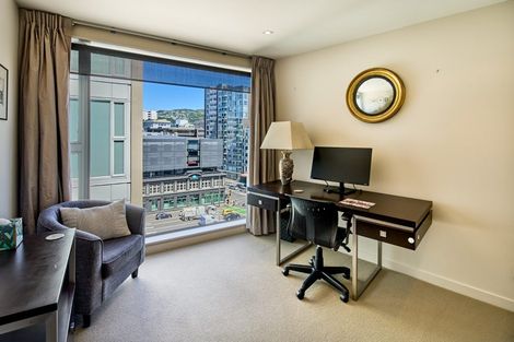 Photo of property in Portal Apartments, 7d/42 Cable Street, Te Aro, Wellington, 6011
