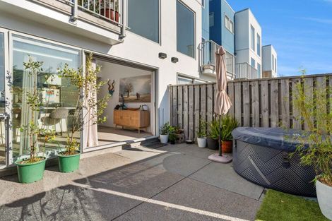 Photo of property in 31 Reynolds Place, Papamoa Beach, Papamoa, 3118