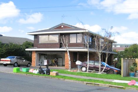 Photo of property in 2/41 Devon Road, Bucklands Beach, Auckland, 2012