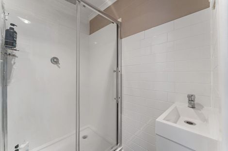 Photo of property in 35a Clearmont Crescent, Blagdon, New Plymouth, 4310