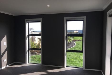 Photo of property in 33 Harding Drive, Papamoa Beach, Papamoa, 3118