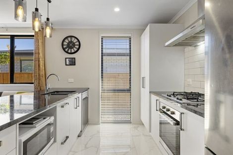 Photo of property in 14 Te Wharo Drive, Papamoa, 3118