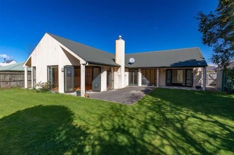 Photo of property in 20 Riverton Terrace, Halswell, Christchurch, 8025