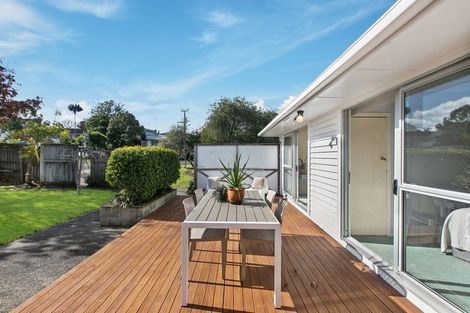 Photo of property in 1/31 Alamein Avenue, Belmont, Auckland, 0622