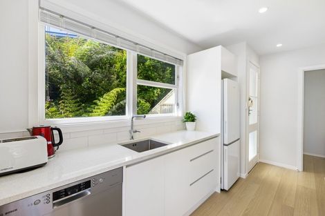 Photo of property in 79 Duncansby Road, Stanmore Bay, Whangaparaoa, 0932