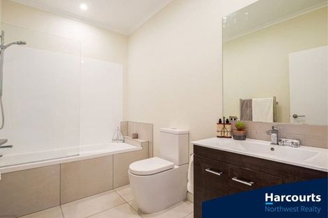 Photo of property in 3 Piko Lane, Hobsonville, Auckland, 0616