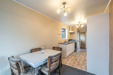 Photo of property in 2 Brooke Street, Heidelberg, Invercargill, 9812