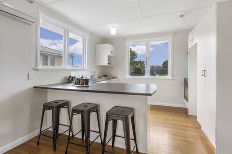 Photo of property in 2a Taupiri Crescent, Titahi Bay, Porirua, 5022