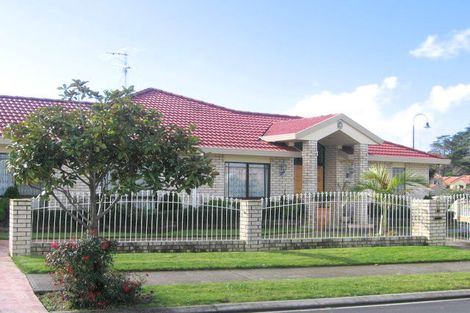 Photo of property in 1 Beragh Place, East Tamaki, Auckland, 2016