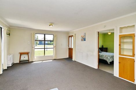 Photo of property in 4 Amberley Beach Road, Amberley, 7410