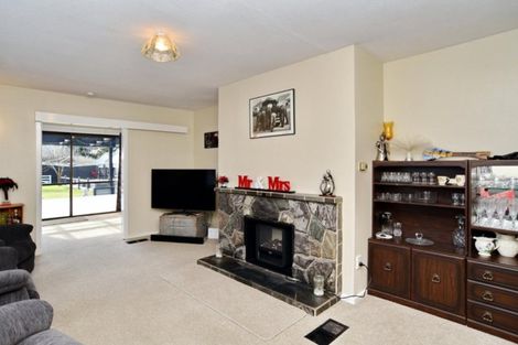 Photo of property in 32 Reynolds Avenue, Bishopdale, Christchurch, 8053