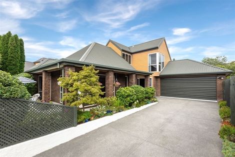 Photo of property in 2 Pentonville Close, Westmorland, Christchurch, 8025