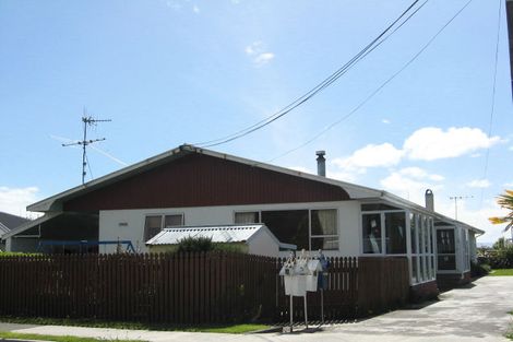 Photo of property in 2/24 Willow Avenue, Stoke, Nelson, 7011