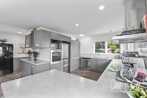 Photo of property in 2 Bickerstaffe Road, Maungaturoto, 0520