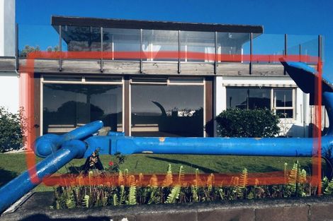 Photo of property in 24 The Esplanade, Eastern Beach, Auckland, 2012