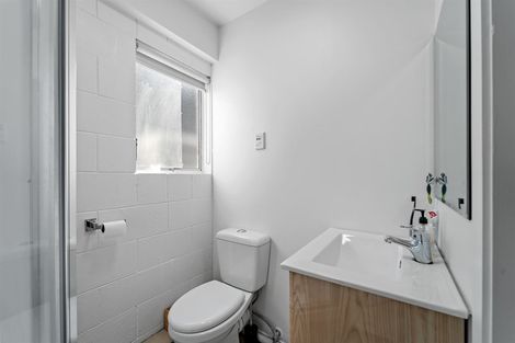 Photo of property in 2/110 Sartors Avenue, Browns Bay, Auckland, 0630
