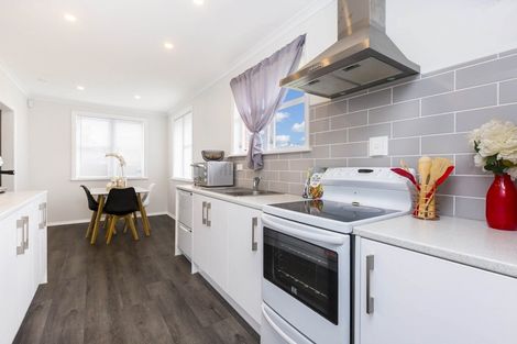 Photo of property in 9 Oregon Drive, Maoribank, Upper Hutt, 5018